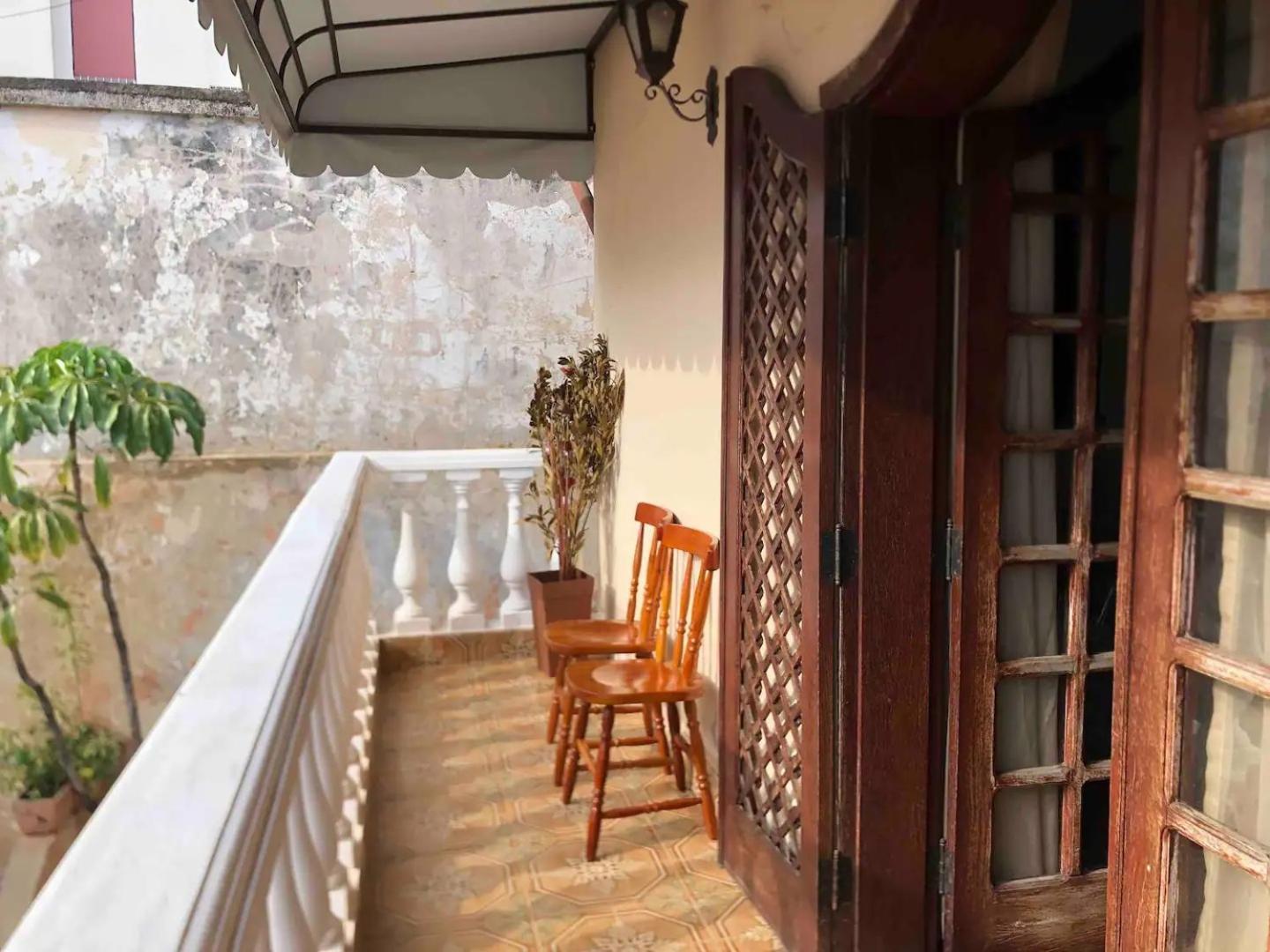 Casa Amarela Hostel Бело Оризонти Екстериор снимка